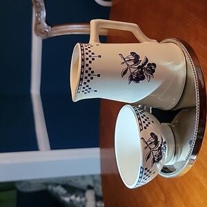 French Creamer and small bolw